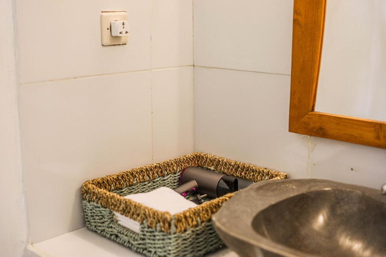 Bathroom 8