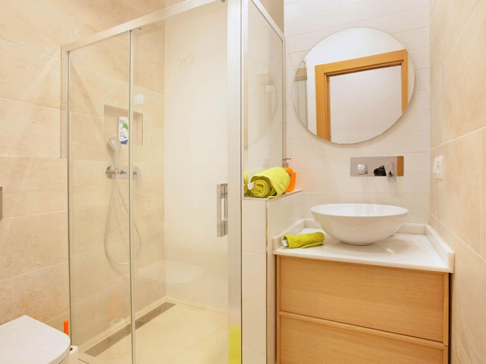 Bathroom 5, Belvilla by OYO Property in Marbella, Málaga