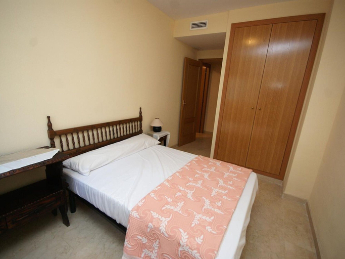 Bedroom 2, Belvilla by OYO Apartamento, Alicante