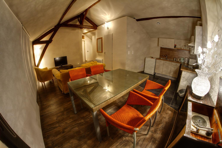 Others 2, kine lounge, Hautes-Pyrénées