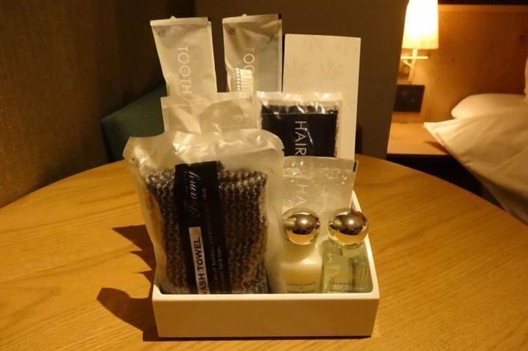 Amenities 25