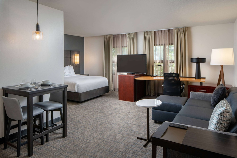 Bedroom 2, Sonesta ES Suites New Orleans Convention Center, Orleans