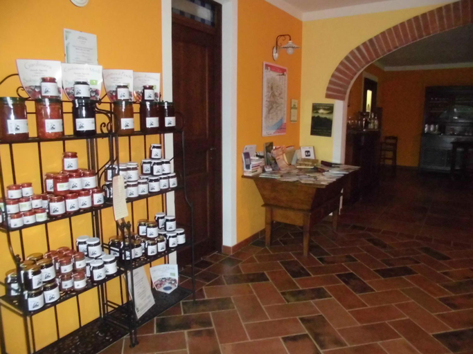 Lobby 5, Agriturismo Bio-Ecologico Sant'Isidoro, Cuneo