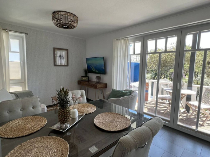 Dining 2, Beach House "blanker Hans", Nordfriesland
