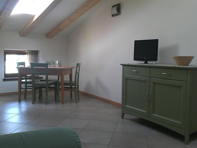 Others 3, Residence Centrale, Trento