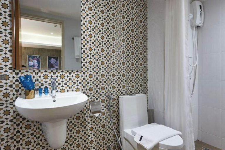 Bathroom 2