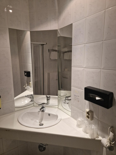 Others 5, Entree Hotel Glinde, Stormarn