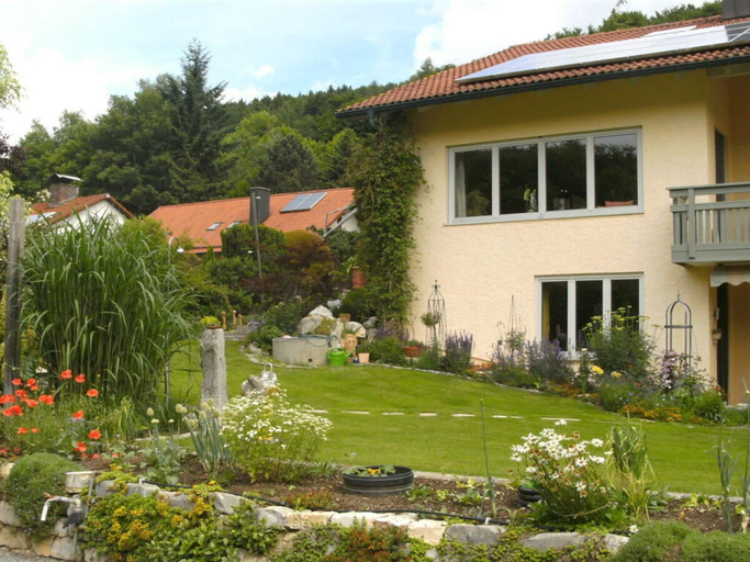 Primary image