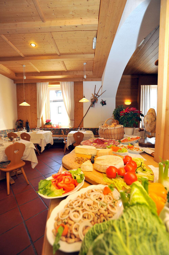 Food & Drinks 5, Hotel Capitani, Sondrio
