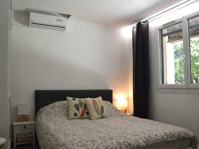 Room 3, Modern Holiday Home With Private Pool and Garden, Var