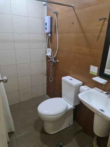 Bathroom 15