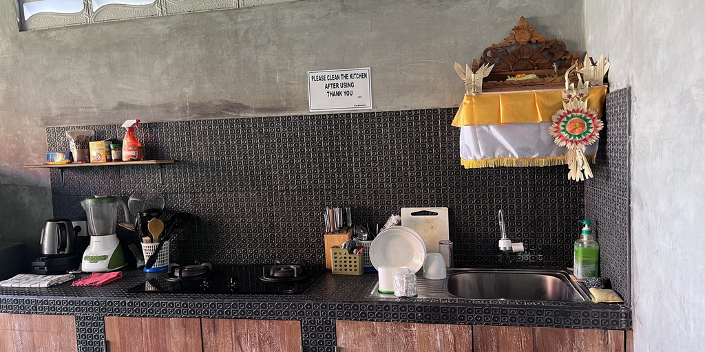 Food & Drinks 4, Pis Bolong Canggu, Badung