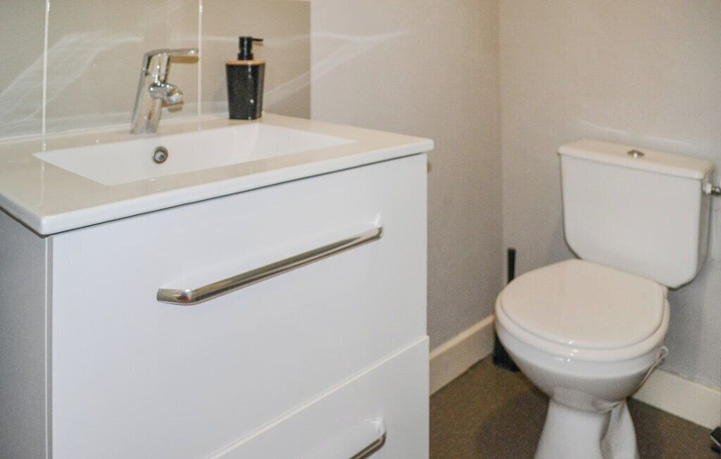 Bathroom 3, Chateau de Grenier Gite, Lot-et-Garonne