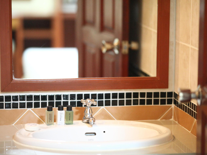 Bathroom, Priew Wan Guesthouse, Pulau Phuket