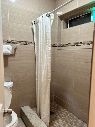 Bathroom 5, Plaza Hotel Gardena , Los Angeles