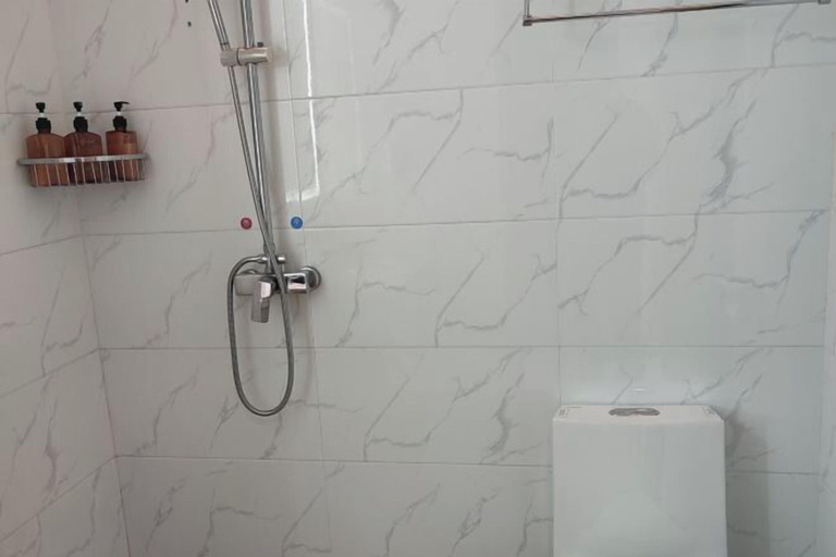 Bathroom 3, PRETTY BANK HOTEL, Taiyuan