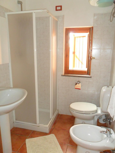 Bathroom 3, Agriturismo Ezzi Mannu, Sassari