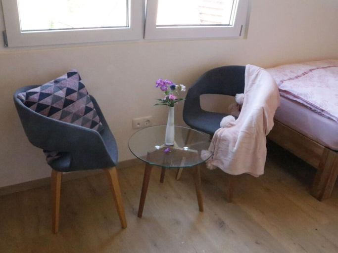 Bedroom 4, Welcoming Apartment Near Lake, Main-Tauber-Kreis