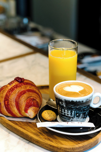Food & Drinks 5, Seven Town House Boutique Hotel, Locarno