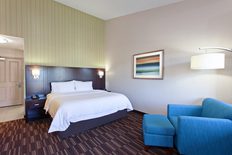 Bedroom 4, Hampton Inn Morgan Hill, CA, Santa Clara