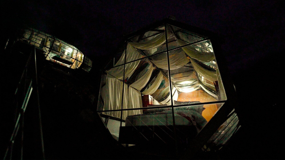 Others 5, Hoteles Capsula Machupicchu, La Convención
