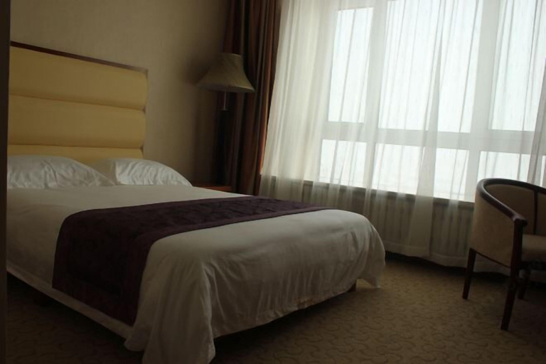 Bedroom 3, Honghua Erji Hotel, Hulunbuir