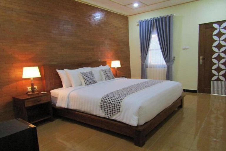 Bedroom 13