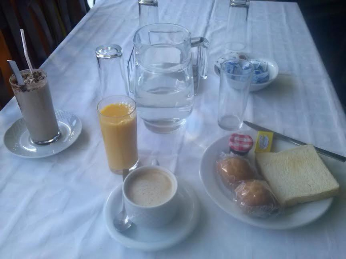 Food & Drinks 4, Hostal Residencia Avenida, Cuenca