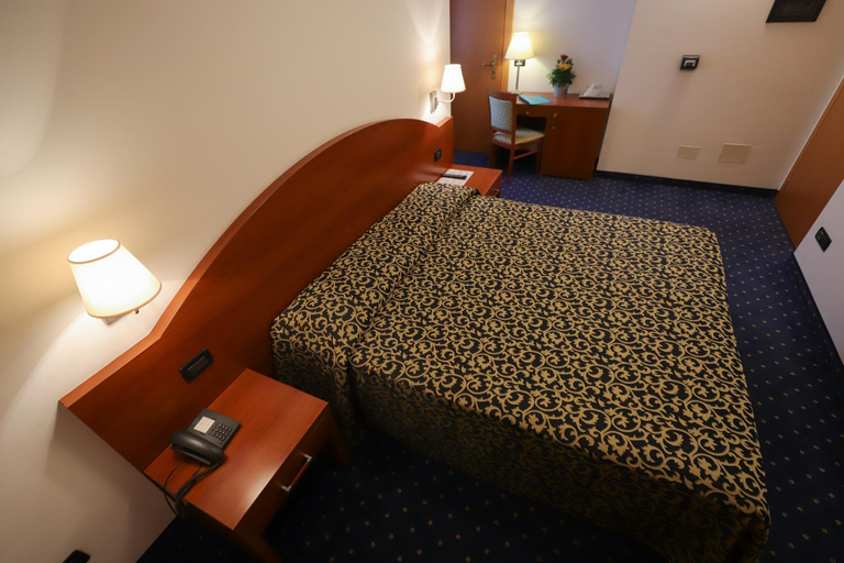 Bedroom 2, ホテル ダ ロベルト, Verona