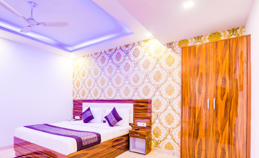 Bedroom 5, Hotel Fabulous At Delhi Airport, West