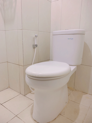 Bathroom 13
