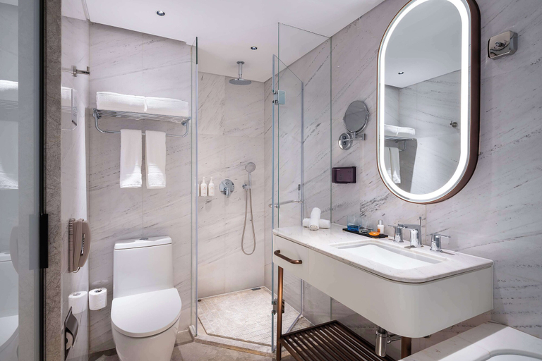 Bathroom 5, Sunworld Dynasty Hotel Beijing Wangfujing, Beijing