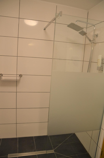 Bathroom 8