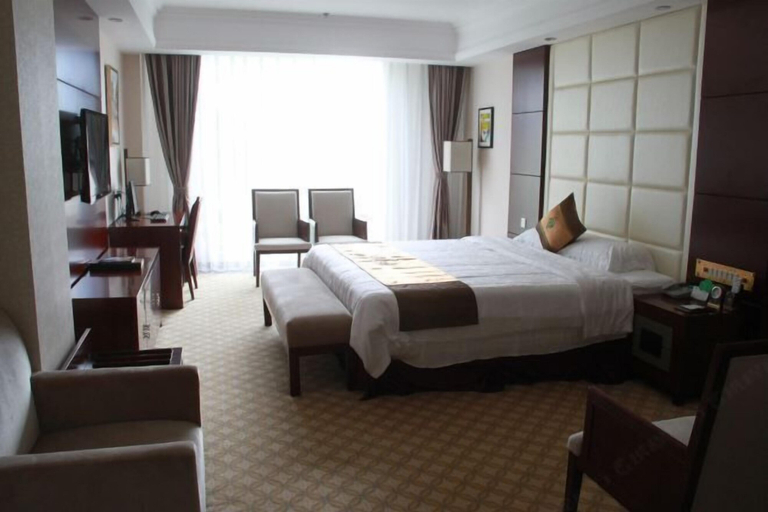 Bedroom 2, Donghe Hotel, Chuxiong Yi