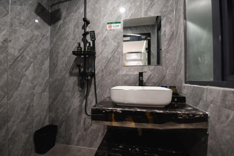 Bathroom 4, Zhicheng Select Hotel (Yongzhou Vocational and Technical School), Yongzhou