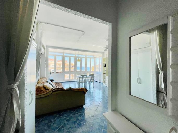 Room 4, Belvilla by OYO Concordia 1002, Almería
