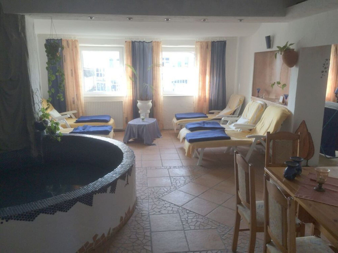 Others 2, Alluring Apartment in Gerbrunn, Würzburg