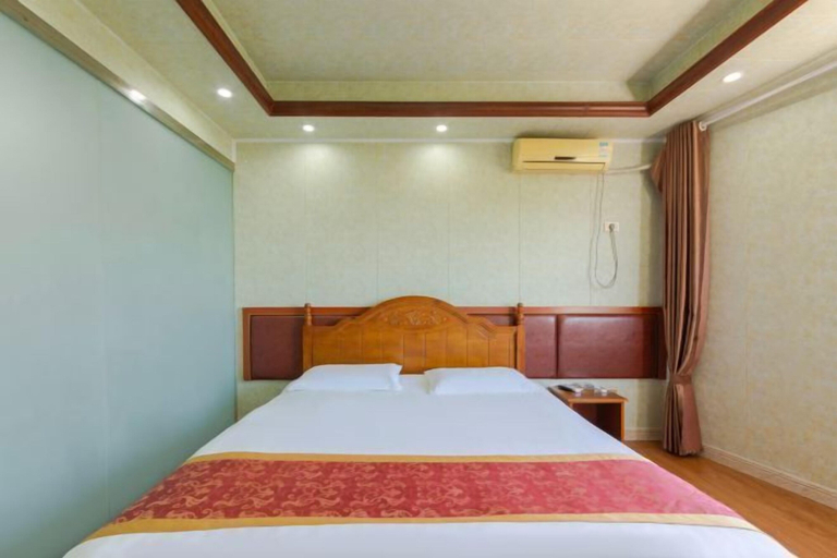 Bedroom 5, Youpeng Holiday Hotel, Huangshi