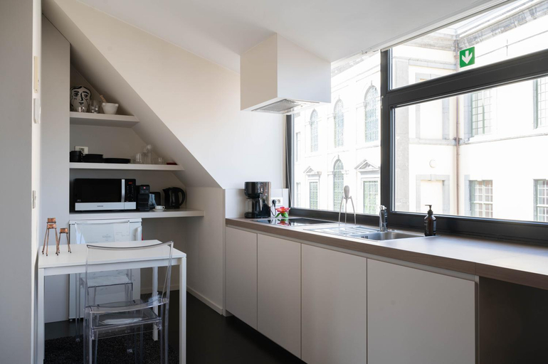 Others 4, Designflats Gent, Oost-Vlaanderen