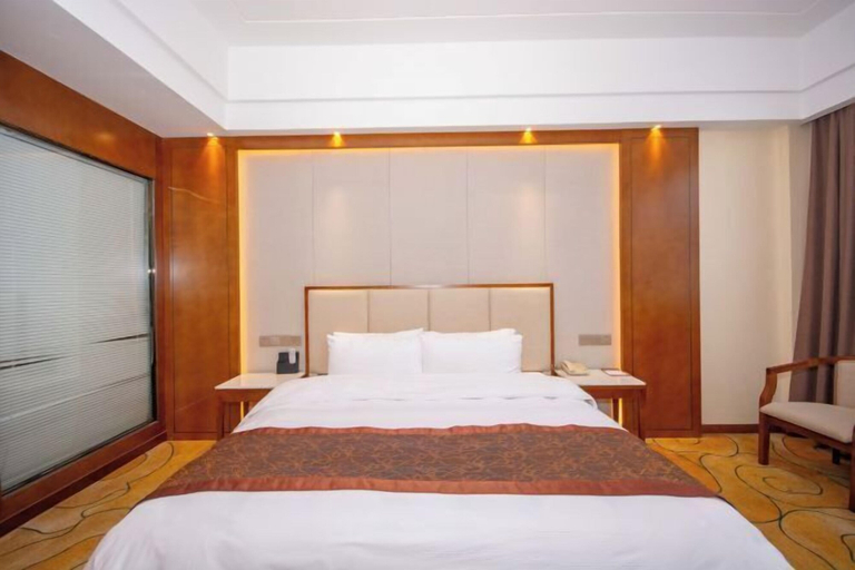 Bedroom 3, Bandao Lijing Hotel, Enshi Tujia and Miao