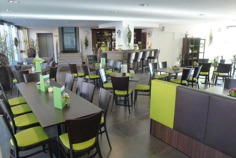 Food & Drinks 2, Hotel Und Cafe Paso, Dachau
