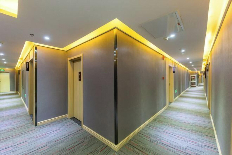 Others 4, Kaida Light Hotel (Lanzhou West High-speed Railway Station Tumendun Subway Station), Lanzhou