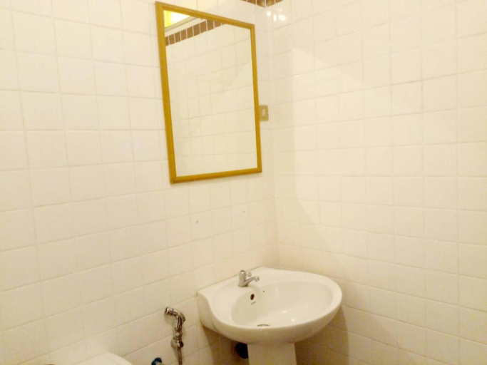Bathroom 4, Golden Triangle Palace, Muang Chiang Rai