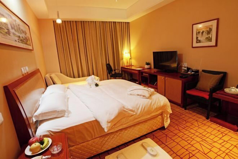 Bedroom 3, Hengzhong Yuanquan Hotel, Dali Bai