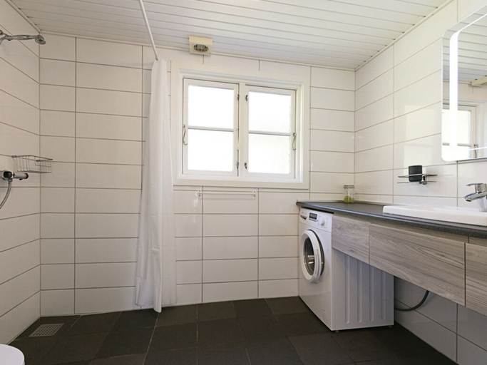 Bathroom 5, Hjornet Modern Retreat, Bornholm
