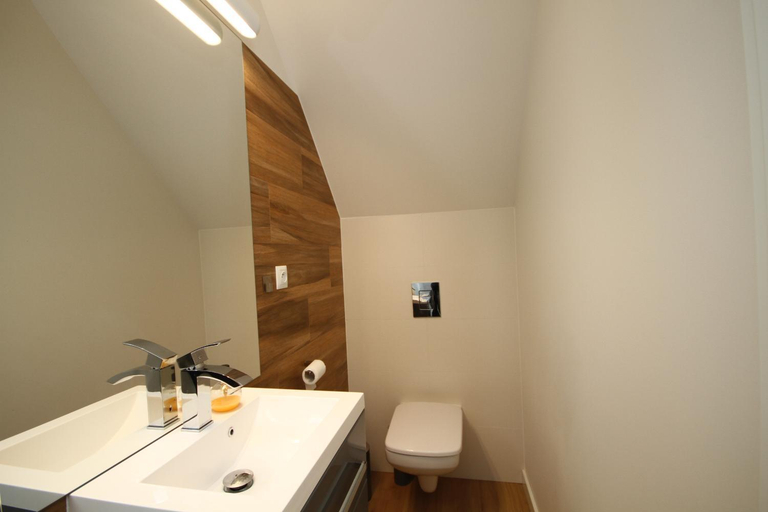 Bathroom 3, Dworek Łeba, Lębork