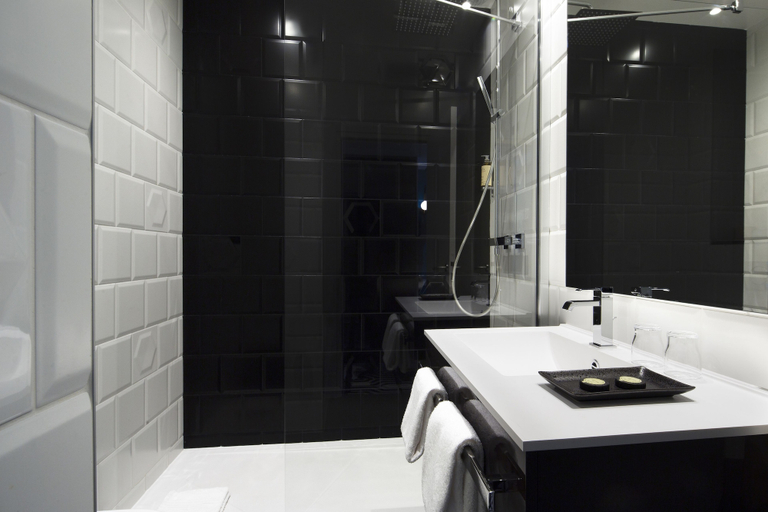 Bathroom 5, Hôtel Haussmann Saint Augustin, Paris