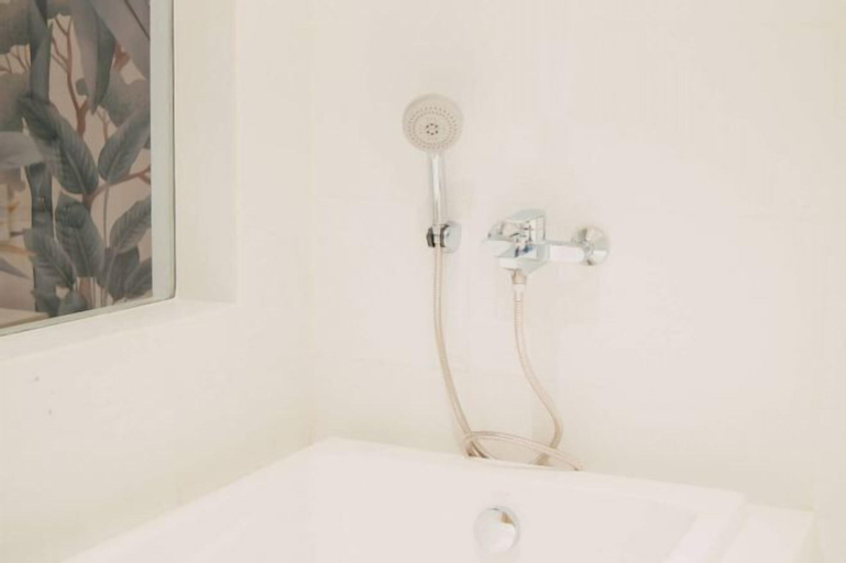 Bathroom 22