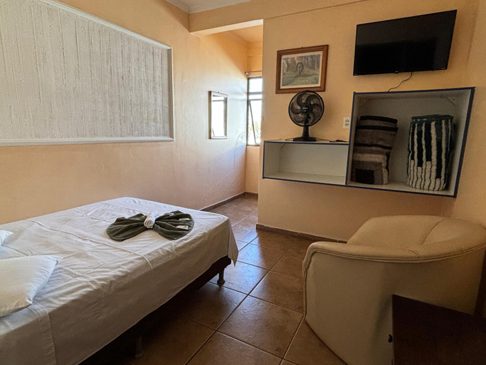 Bedroom 3, Hotel São Luis, Pinhão