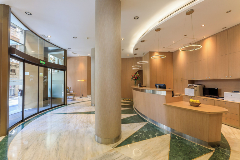 Others 2, Hotel Gotico, Barcelona
